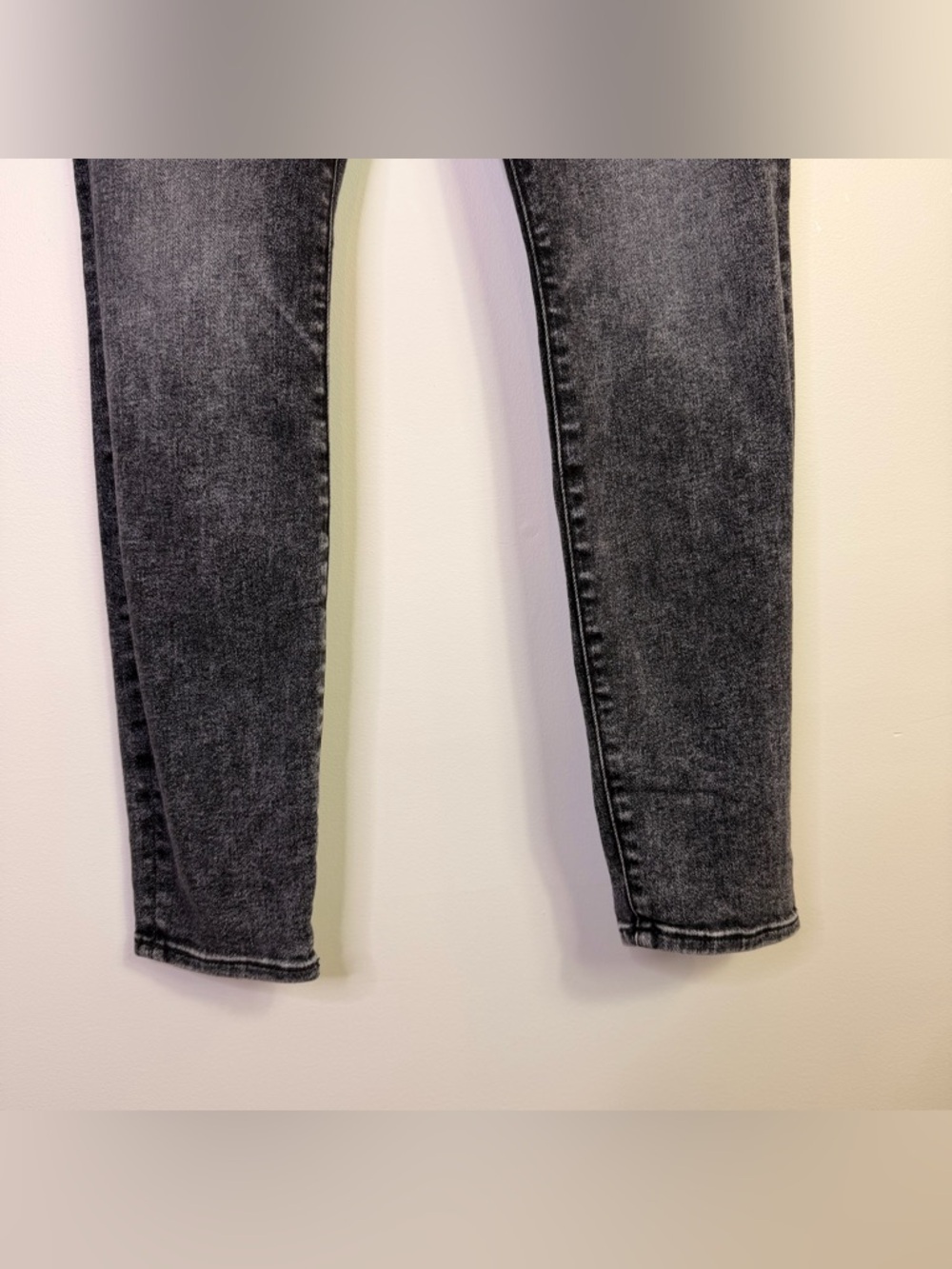 MOTHER The Stunner High Rise Skinny Jeans 29 Charcoal “Train Stops” Denim - Picture 5 of 13